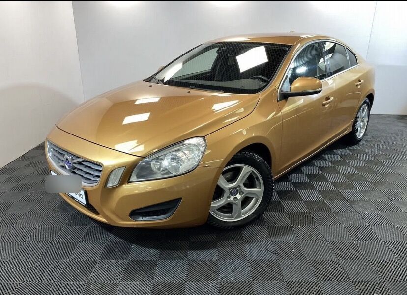 Volvo S60