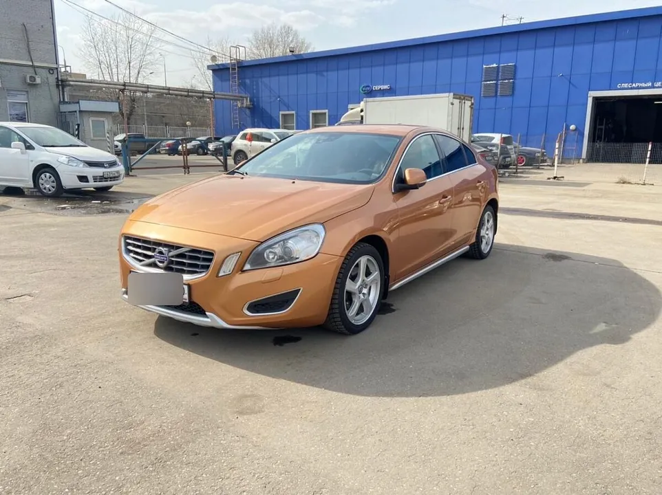Volvo S60