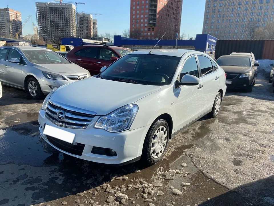 Nissan ALMERA